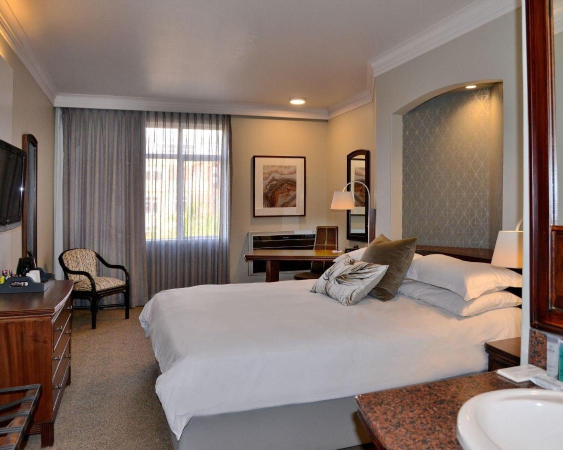 Anew Hotel Centurion Pretoria Екстер'єр фото