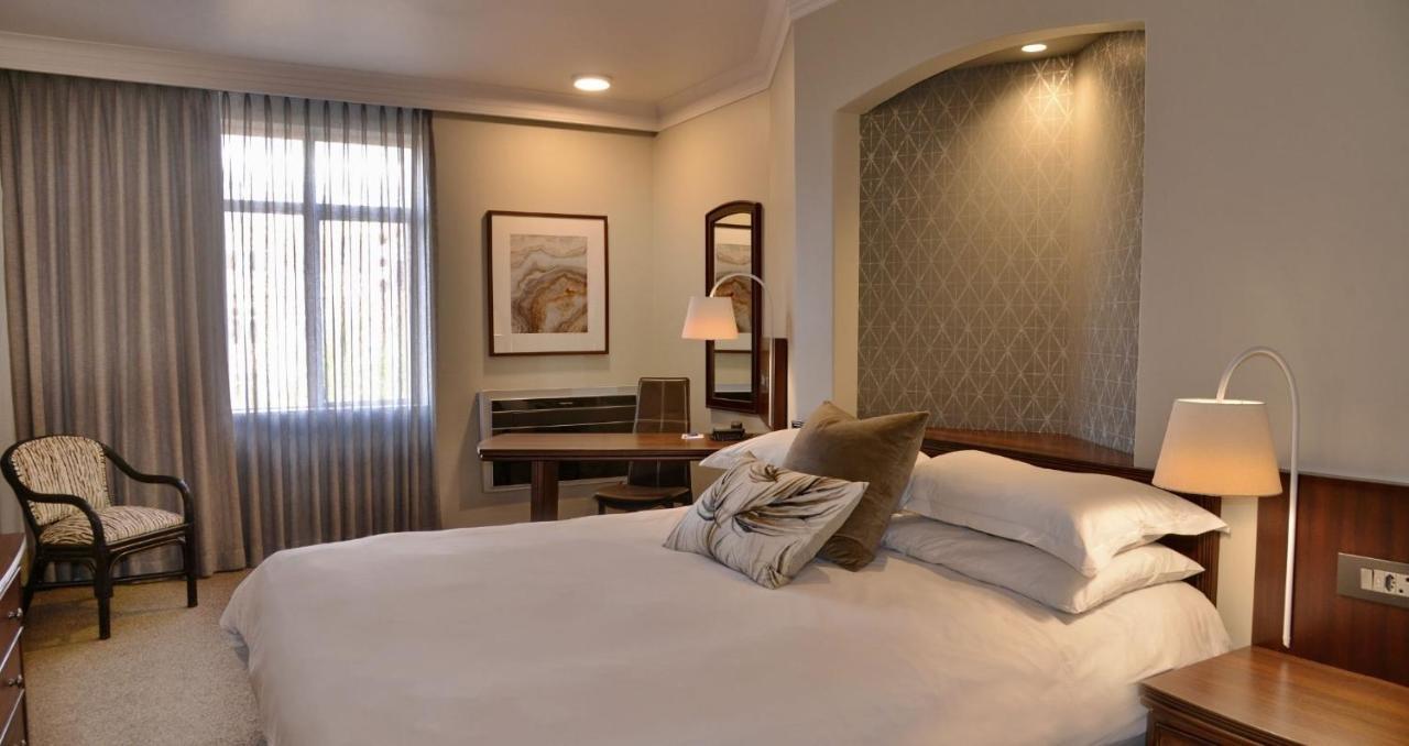 Anew Hotel Centurion Pretoria Екстер'єр фото
