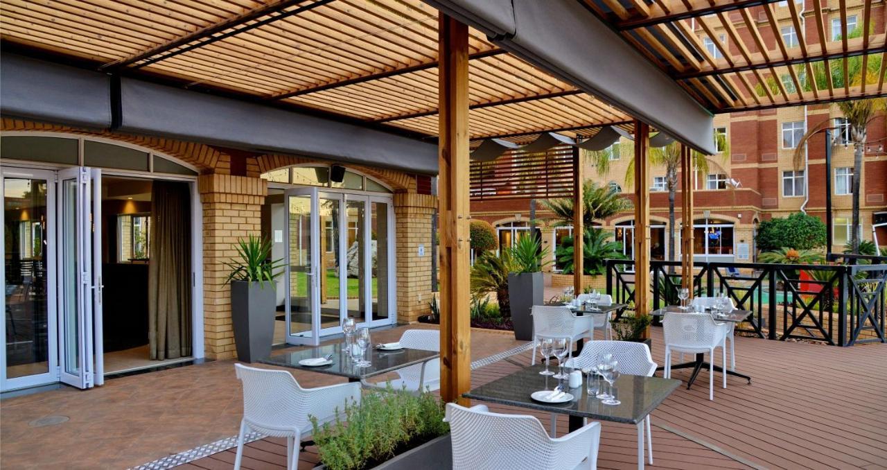 Anew Hotel Centurion Pretoria Екстер'єр фото