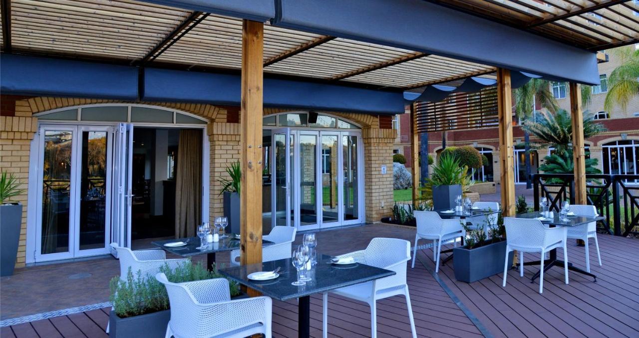 Anew Hotel Centurion Pretoria Екстер'єр фото