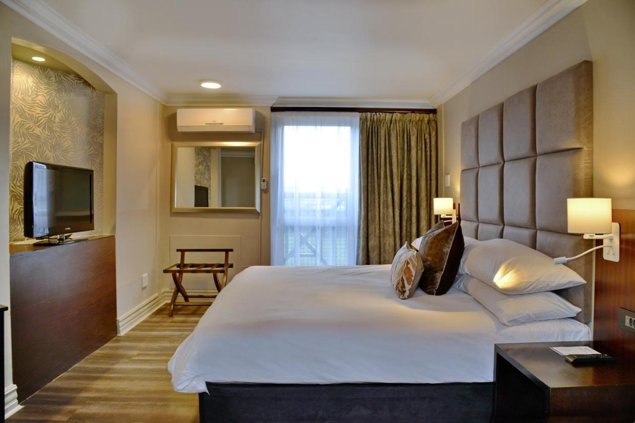 Anew Hotel Centurion Pretoria Екстер'єр фото