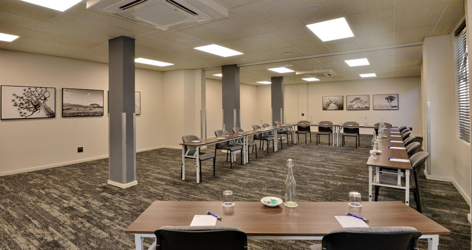 Anew Hotel Centurion Pretoria Екстер'єр фото